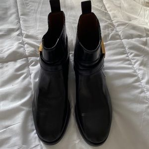 Brand new never worn Tory Burch black Chelsea boots